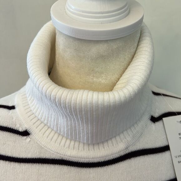 French Connection winter white and wine striped turtleneck sweater Size L New - Picture 4 of 9